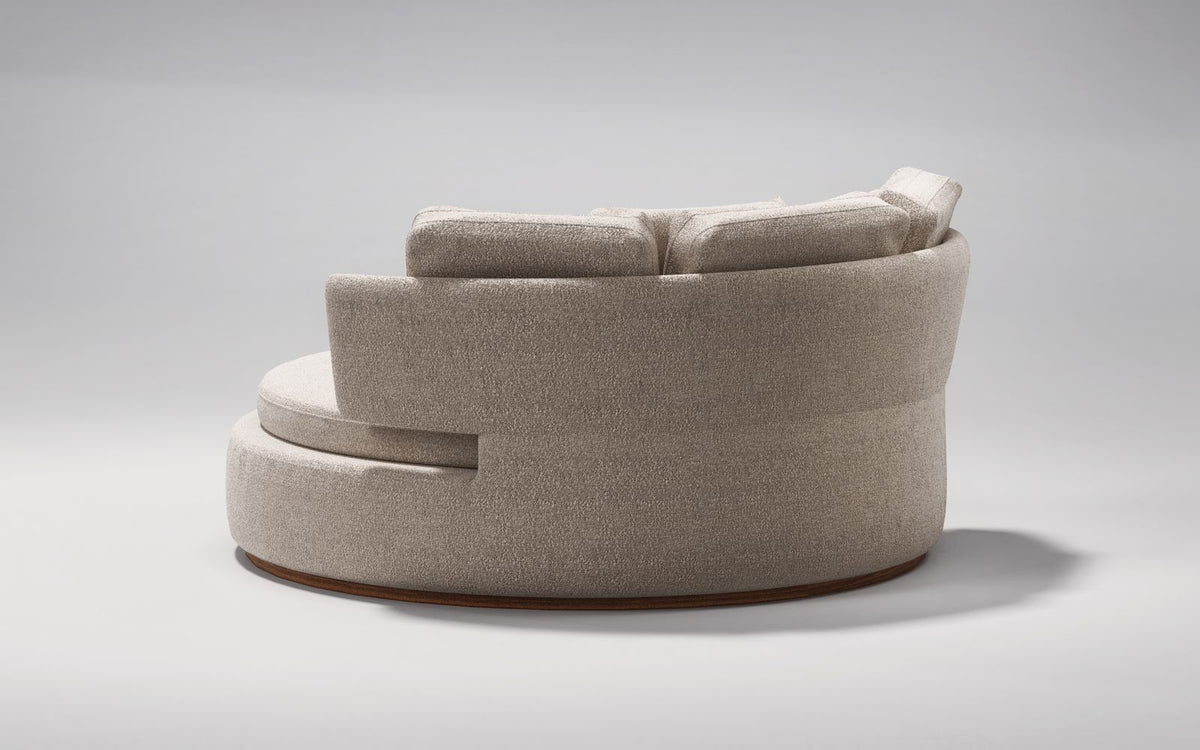 Chaise Orgânica Valence – vista em ângulo