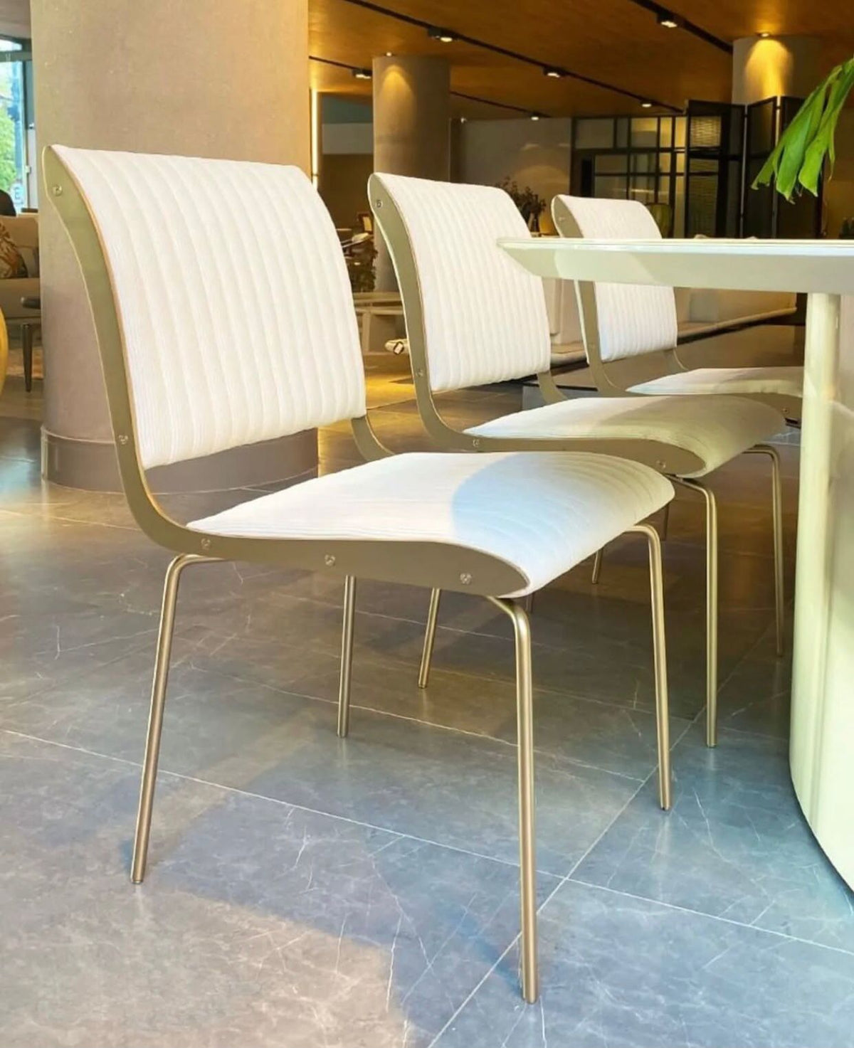 Cadeira Falx Estofada – ambiente