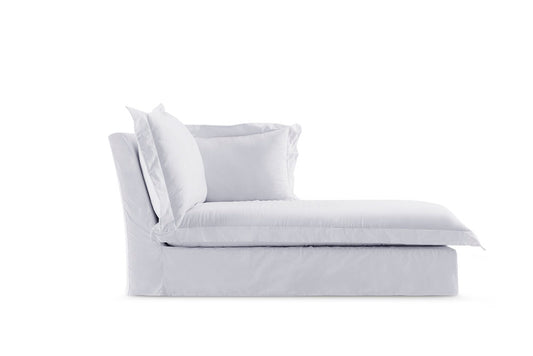 Sofá Saint-Tropez de Capa com Chaise – detalhe da chaise com braço