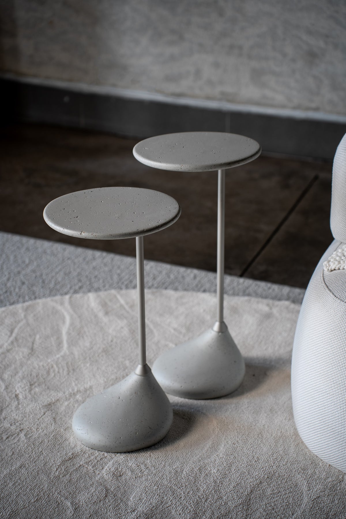Mesa de Apoio Nyons – detalhe