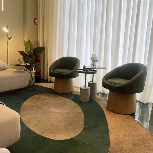 Cadeira Poltrona Lizi Estofada Fixa