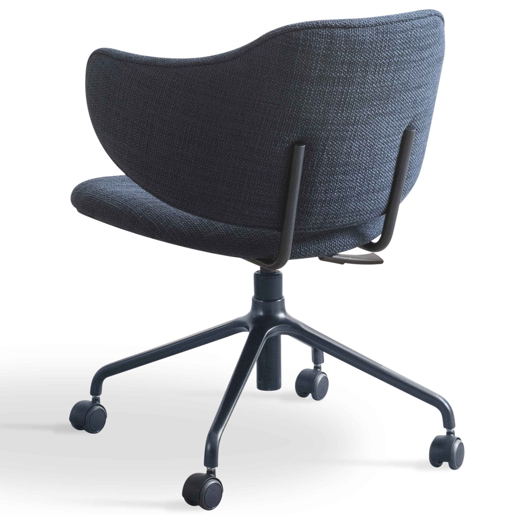 Cadeira de Escritório Giratória Liss - Attua Design Moveis de Alto Padrão