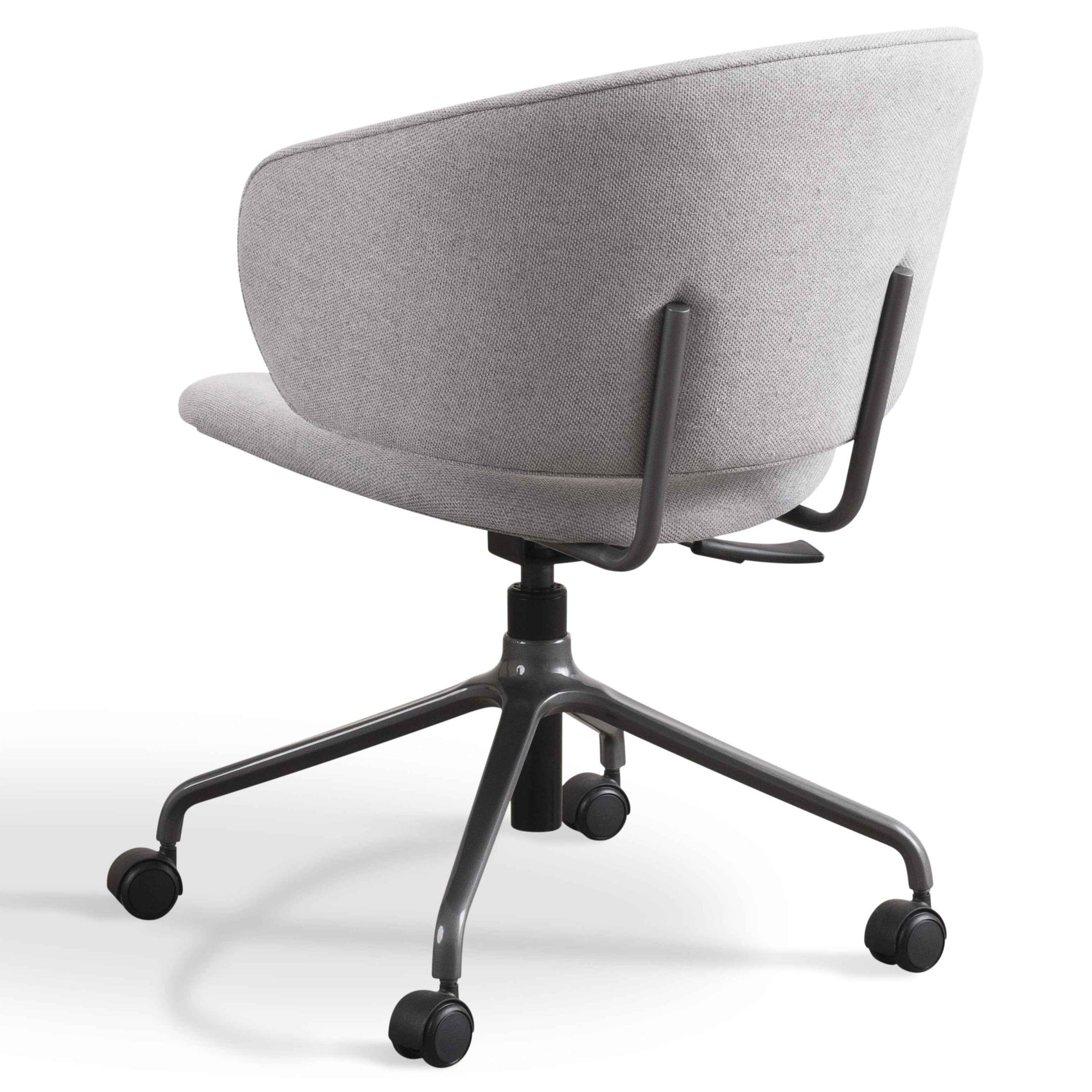 Cadeira de Escritório Giratória Live - Attua Design Moveis de Alto Padrão