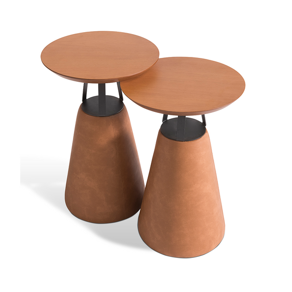 Conjunto Mesa Lateral Lile com tampos redondos de madeira e bases cônicas revestidas