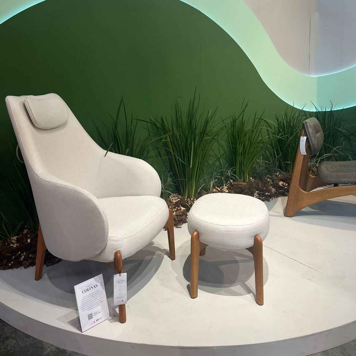 Poltrona Colle com Puff