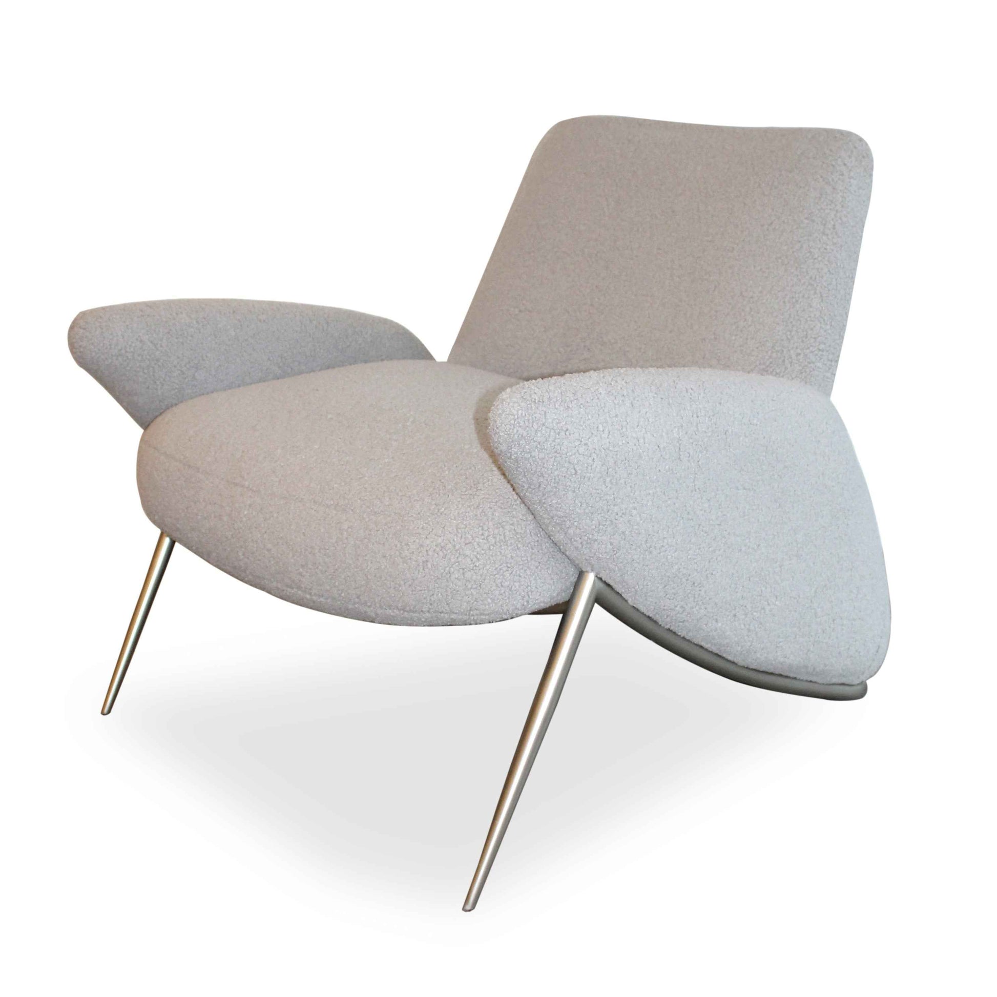 Poltrona Asas Metal - Attua Design Moveis de Alto Padrão