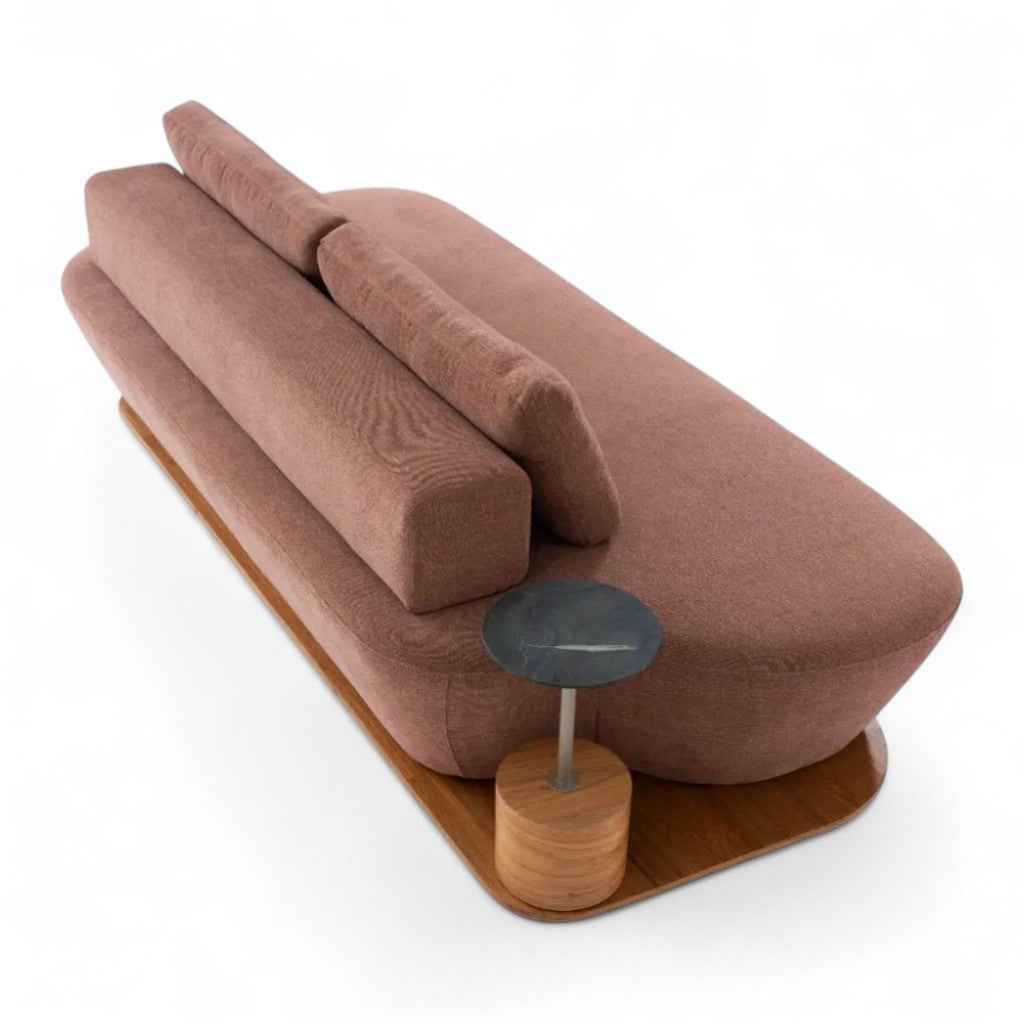 Sofá Orgânico Buzz com Mesa Lateral - Attua Design Moveis de Alto Padrão