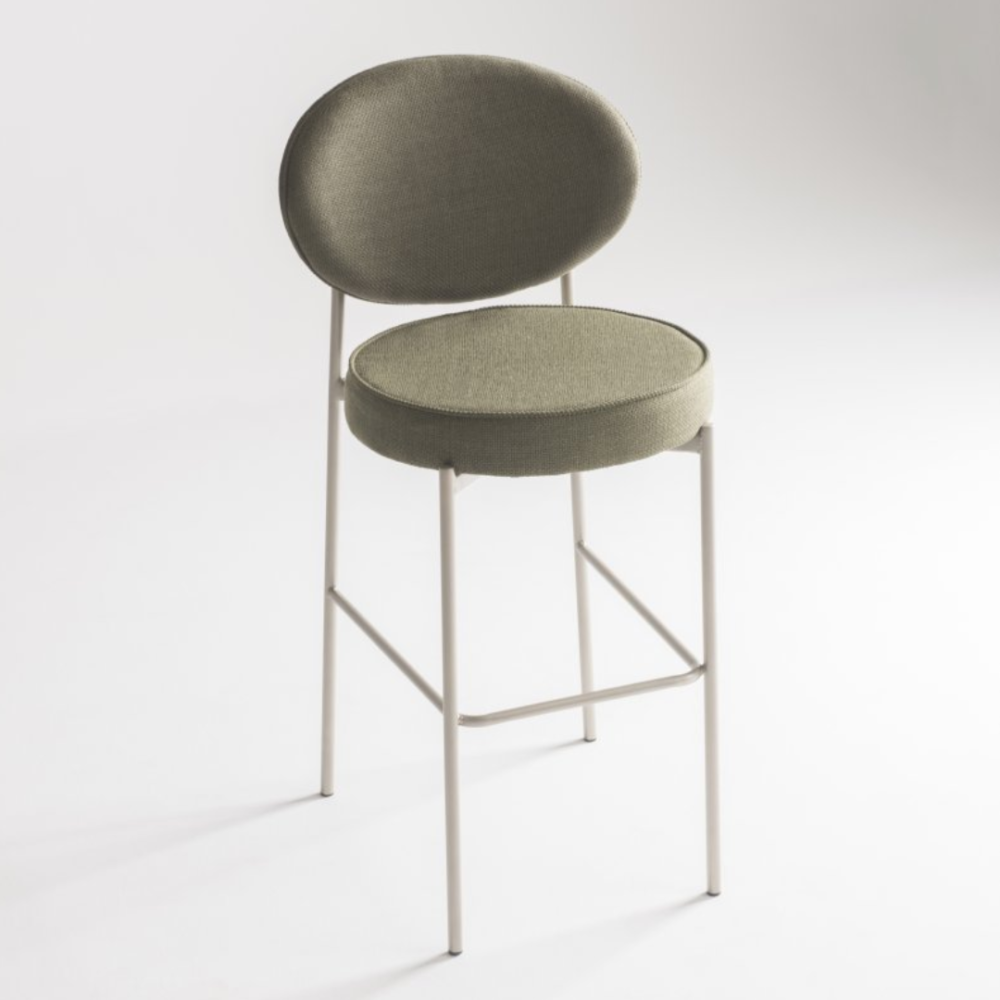Banqueta Riza Metal, Banqueta Riza design moderno, Banqueta Riza contemporânea, Banqueta Riza alta, Banqueta Riza resistente, Banqueta Riza luxo, Banqueta Riza para cozinha americana, Banqueta Riza para balcão, Banqueta Riza preço, Banqueta Riza onde comprar, Banqueta Riza base em metal, Banqueta Riza estofada, Banqueta Riza elegante, Banqueta Riza decoração sofisticada.