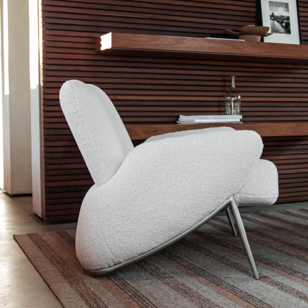 poltrona Asas Metal, poltrona Asas com design assinado, poltrona Asas para consultório, poltrona Asas para sala de estar, poltrona com design de asa Asas, poltrona de luxo Asas, poltrona metálica Asas, poltrona moderna Asas, poltrona decorativa Asas, poltrona de design exclusivo Asas, poltrona para ambientes sofisticados Asas, poltrona de alto padrão Asas, poltrona metálica com design de asa, poltrona para consultório moderno Asas, poltrona para sala contemporânea Asas, poltrona com estrutura metálica Asas