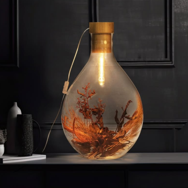 Abajur Garrafão Vidro, abajur de vidro, iluminação sofisticada, abajur para sala de estar, abajur para quarto, iluminação aconchegante, abajur para mesa lateral, abajur para escritório, abajur decorativo, luz suave, design elegante, iluminação para recepção, abajur para hotel, iluminação para consultório