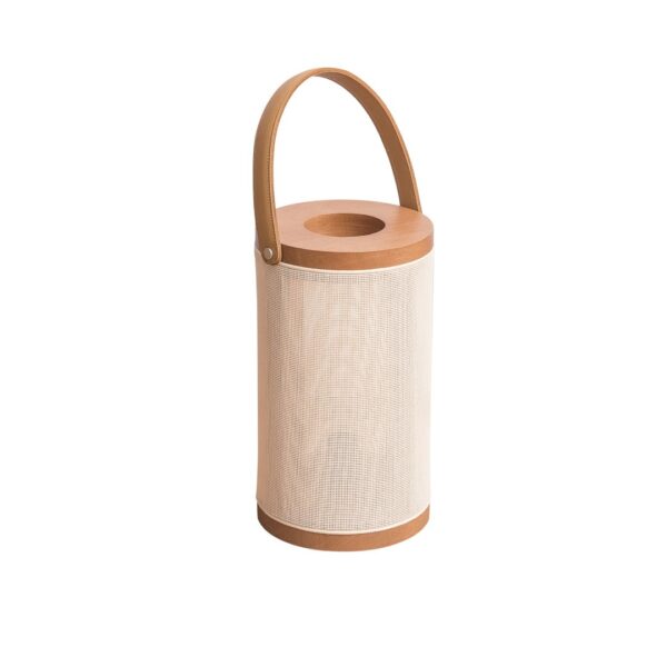 Abajur de Mesa com Alça Nature, abajur de mesa, luminária de mesa, iluminação decorativa, abajur com alça, iluminação para sala, iluminação para quarto, abajur moderno, abajur de madeira, abajur com design natural, luz aconchegante, decoração rústica, iluminação para escritório, luz de leitura, abajur elegante, iluminação funcional, iluminação para cabeceira, iluminação para home office, abajur portátil, abajur minimalista, iluminação ambiente