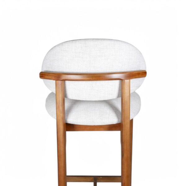 Banqueta Madeira Cora, banqueta fixa de madeira, banqueta de madeira alto padrão, banqueta de madeira design moderno, banqueta fixa sofisticada, banqueta fixa confortável, banqueta fixa elegante, banqueta fixa luxo, banqueta fixa para cozinha, banqueta fixa para bancada, banqueta fixa sala de jantar, banqueta fixa para ilha gourmet, banqueta fixa para espaço gourmet, banqueta de madeira maciça, banqueta fixa estofada, banqueta fixa com encosto, banqueta fixa revestida em tecido, banqueta fixa para ambientes sofisticados, banqueta fixa exclusiva, banqueta fixa personalizada, banqueta fixa de madeira premium, banqueta de madeira ergonômica, banqueta fixa para bares, banqueta fixa para restaurantes, banqueta fixa de madeira contemporânea, banqueta fixa de madeira elegante