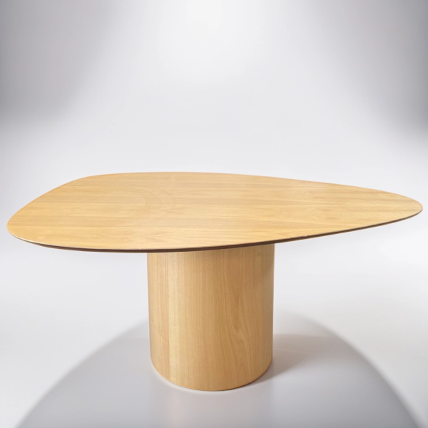 Mesa de Jantar Orgânica Wooden, , Mesa de jantar orgânica, Mesa de jantar orgânica para 4 pessoas, Mesa de jantar orgânica para 6 pessoas, Mesa de jantar orgânica para 8 pessoas, Mesa de jantar orgânica para 10 pessoas, Mesa de jantar orgânica para 12 pessoas, Mesa de jantar orgânica para mais pessoas, Mesa de jantar orgânica de madeira, Mesa de jantar orgânica de madeira laminada, Mesa de jantar orgânica com pintura, Mesa de jantar orgânica com tampo de vidro, Mesa de jantar orgânica sem tampo de vidro, Mesa de jantar orgânica com design contemporâneo, Mesa de jantar orgânica estilosa, Mesa de jantar orgânica para sala de jantar, Mesa de jantar orgânica espaçosa, Mesa de jantar orgânica versátil, Mesa de jantar orgânica multifuncional, Mesa de jantar orgânica personalizável