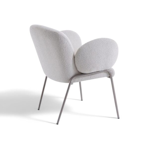 Poltrona Metal Sak, sala de estar, recepção, consultório, hall de entrada, escritório, clínica, ambientes comerciais, hotéis, ambientes sofisticados, espaços de espera, showroom, espaços corporativos, interiores contemporâneos, ambientes de alto padrão.
