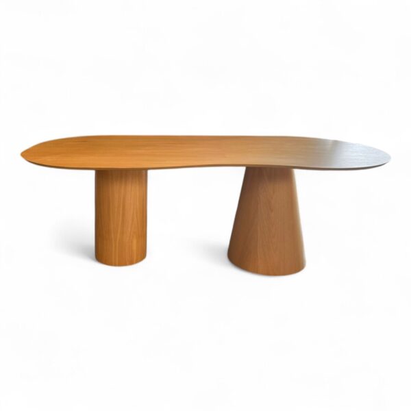 Mesa de Jantar Orgânica Cannes, mesa orgânica 6 lugares, mesa orgânica 8 lugares, mesa orgânica 10 lugares, mesa de jantar alto padrão, mesa orgânica grande, mesa para sala de jantar ampla, mesa com tampo orgânico, mesa de madeira sofisticada, mesa elegante para jantar, mesa autoral orgânica, mesa de jantar contemporânea, mesa de luxo 10 lugares