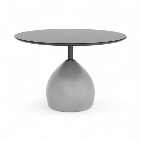 Mesa de Jantar Redonda Bogotá, mesa redonda 4 lugares, mesa redonda 6 lugares, mesa de jantar moderna, mesa redonda com base imponente, mesa redonda elegante, mesa redonda com tampo laminado, mesa contemporânea para sala de jantar, mesa para espaços integrados, mesa de jantar alto padrão, móveis sofisticados para jantar, mesa de madeira redonda, mesa para apartamentos, mesa redonda design autoral, mesa de jantar de luxo, mesa redonda com acabamento refinado